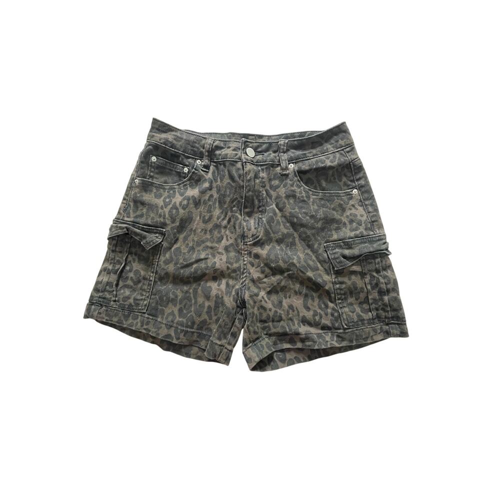 Women’s 8 Leopard Animal Print Cargo Denim Shorts 4” Inseam Cotton‑Blend EUC